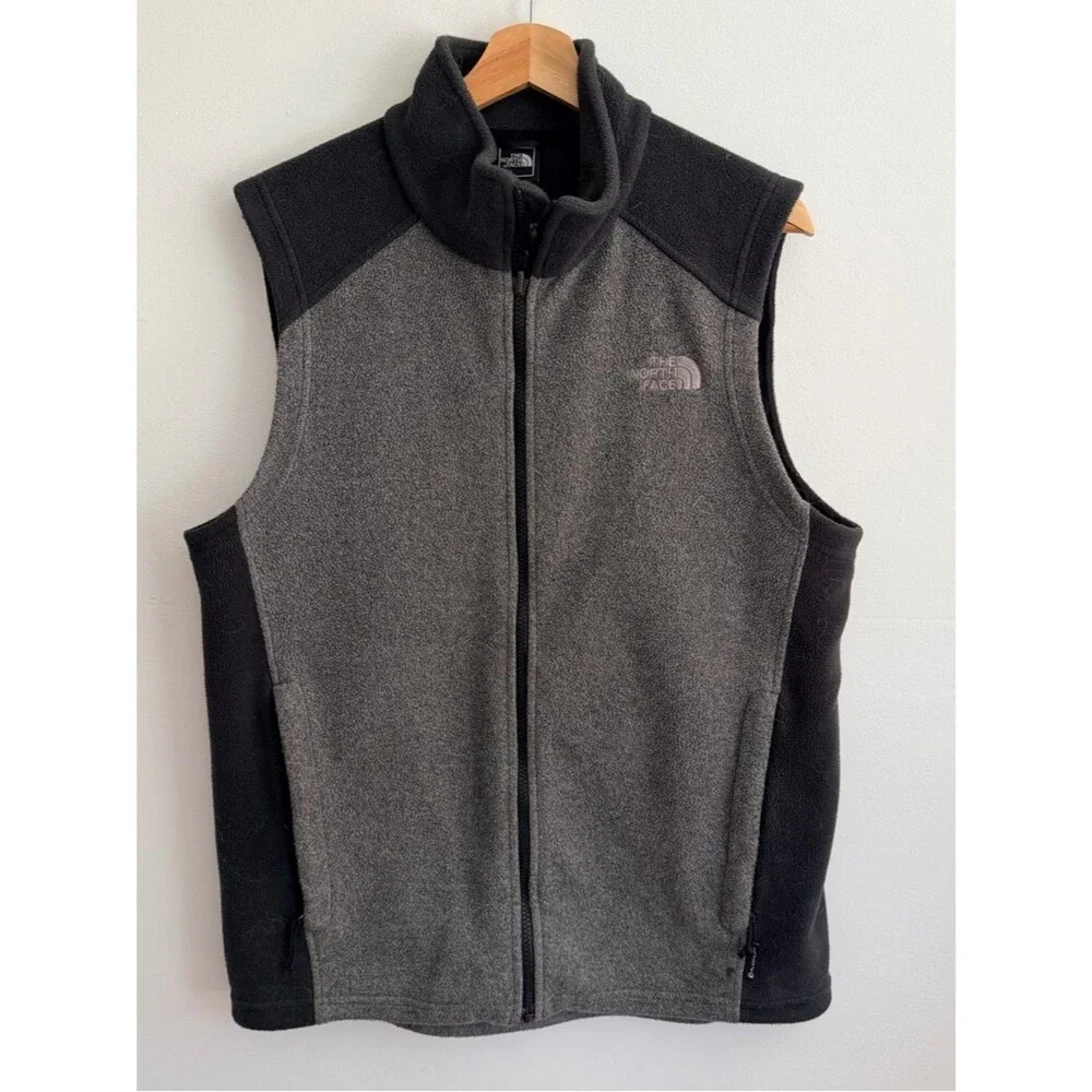 The North Face Fleece Vest Men's Medium Gray Black Full Zip Hiking Outdoor Zip
